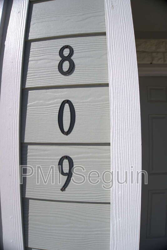 Foto del edificio - 809 Riviera Ct