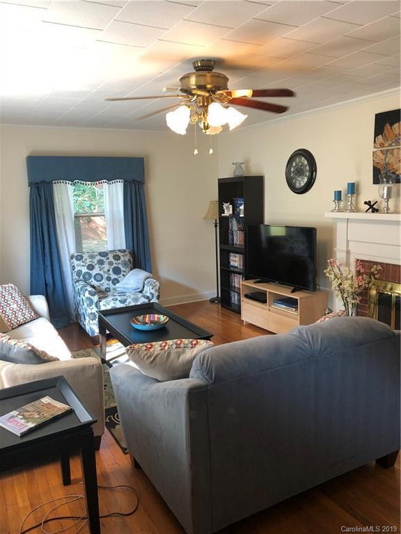 Foto del edificio - 1300 Lancaster Ave