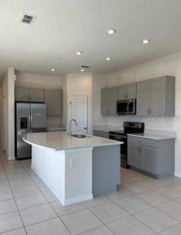 Building Photo - 10559 Salt Grove St