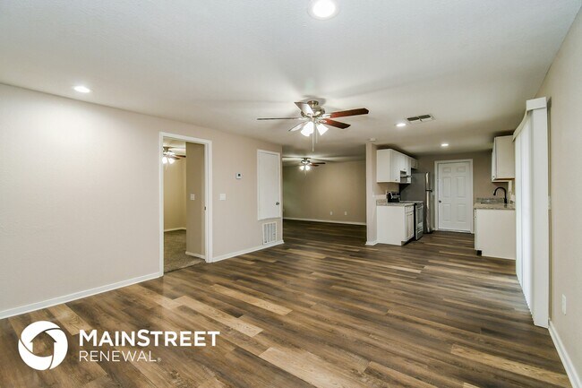 Foto del edificio - 1349 Eagle Cove Rd N