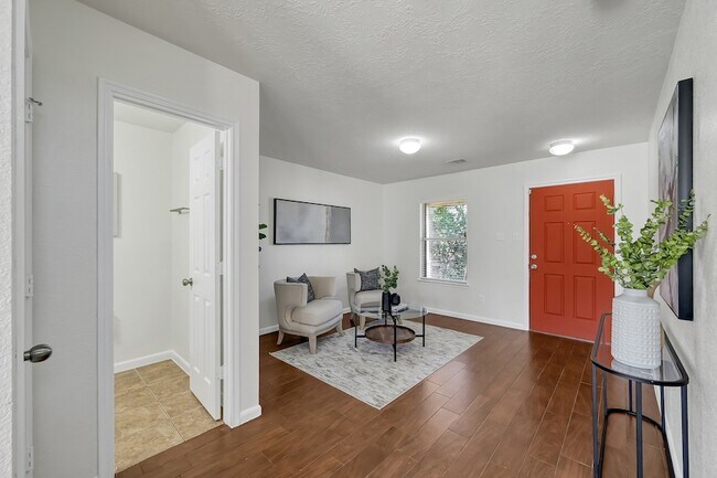 Foto del edificio - 15902 Arapaho Bend Ln