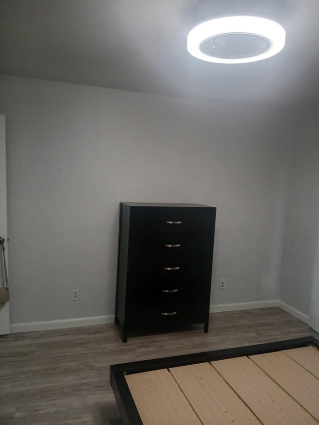 Building Photo - 12500 Sandpiper Dr