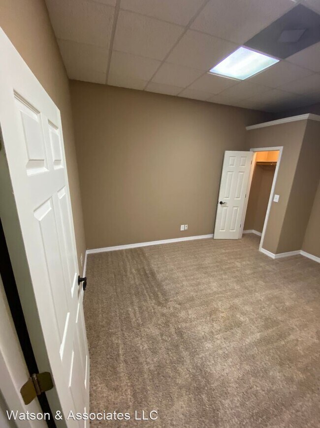 Foto del edificio - 3 br, 2 bath House - 120 South Commercial St