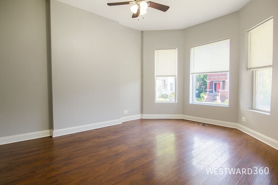 Foto principal - 6424 S Eberhart Ave