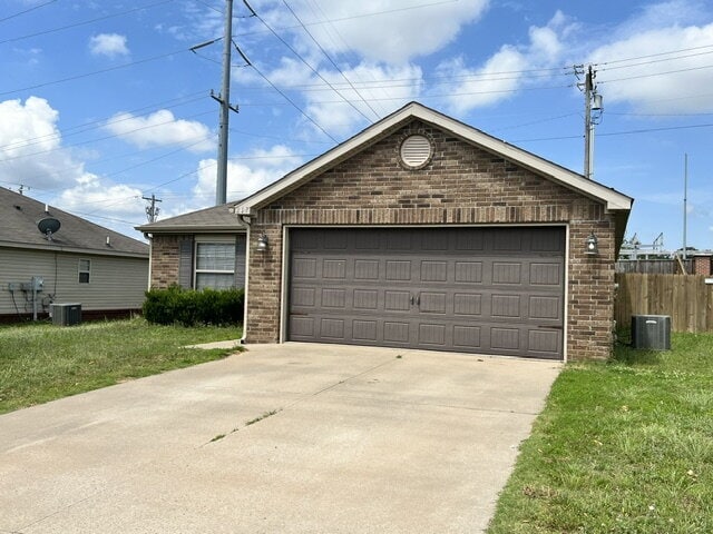 Building Photo - 217 Regency Dr