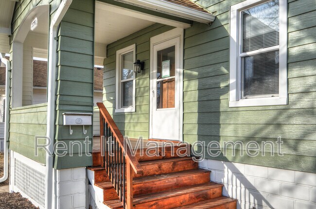Foto del edificio - 1220 S 55th St