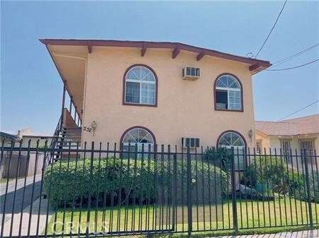 Foto del edificio - 232 E Emerson Ave