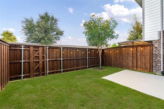 Foto del edificio - 988 Emil Pl