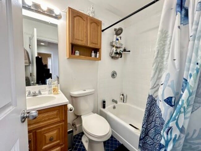 Photo - Mission Hill_4 Bed Room_NO BROKER FEE_9/1 House