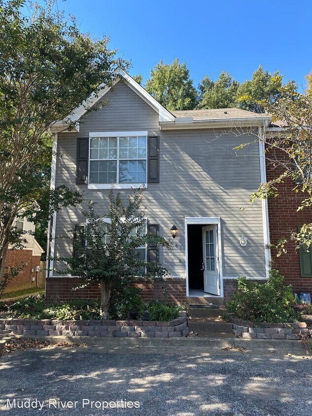 Primary Photo - 2 br, 1.5 bath House - 8061 Creekwood Cir W