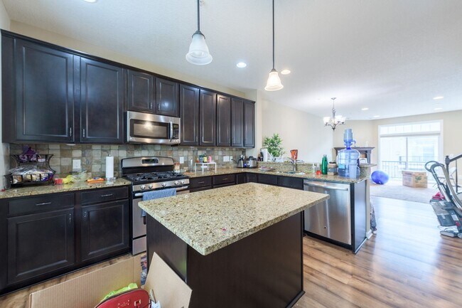 Building Photo - 4 br, 4 bath House - 8275 Norwood Lane N