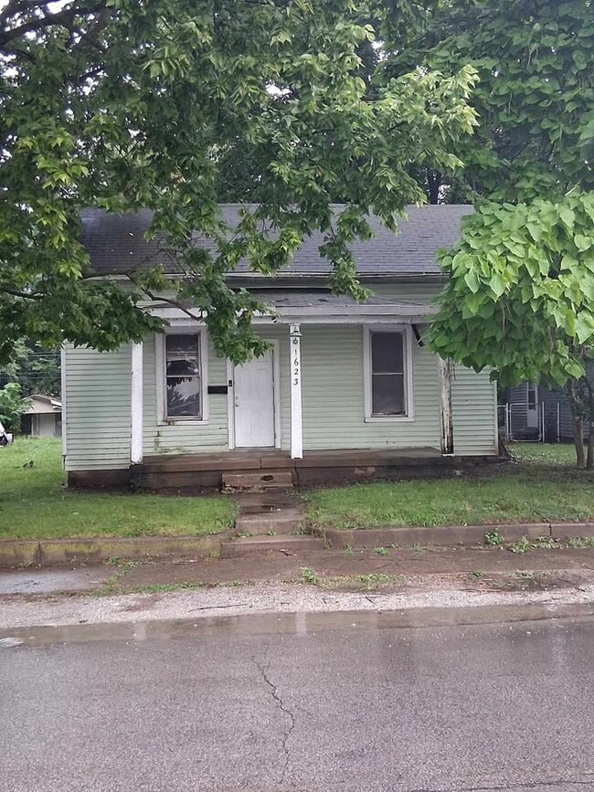 Building Photo - 1623 N Illinois Ave