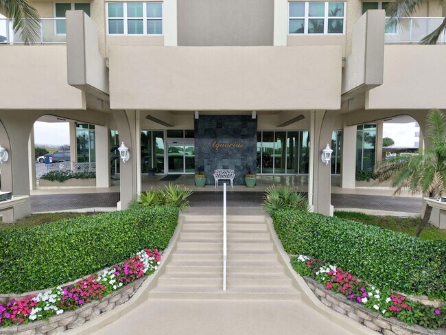 Foto del edificio - 5440 N Ocean Dr