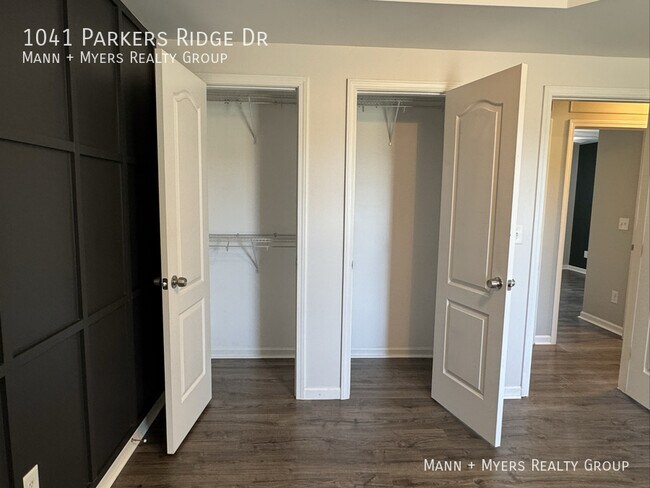 Building Photo - 1041 Parkers Ridge Dr