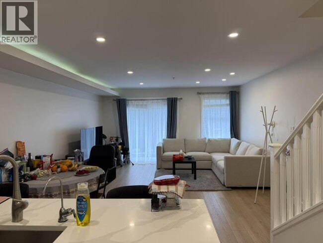 Building Photo - 2780 Acadia Rd