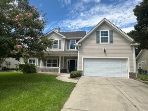 Building Photo - 111 Grand Ct N