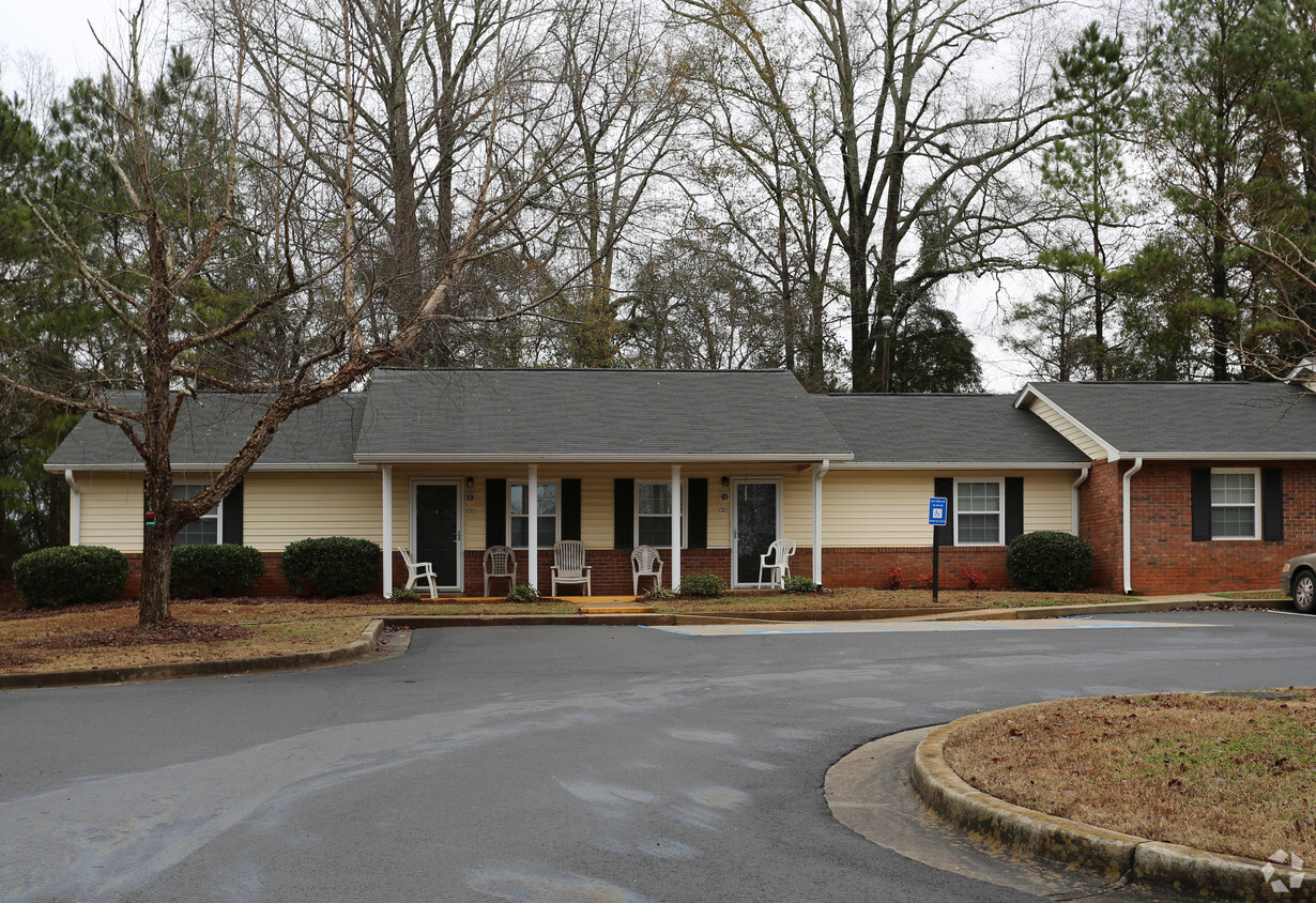 Building Photo - Talbot Village I