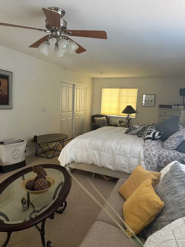 Foto del edificio - 16121 E Hinsdale Ln