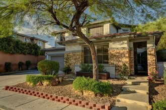 Building Photo - 10420 Garland Grove Way