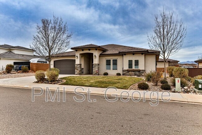 Foto del edificio - 3731 E Shooting Star Ln