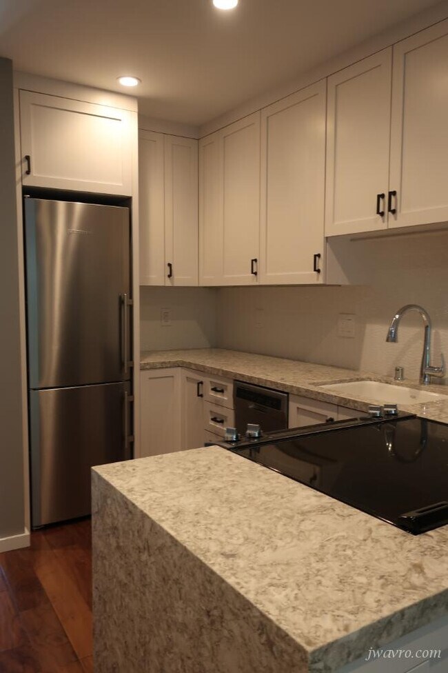 Photo - 67 Wilmot St Townhome