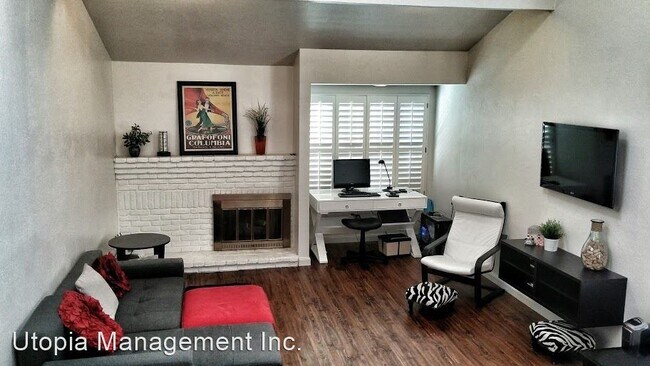 Building Photo - 1118 Fresno St