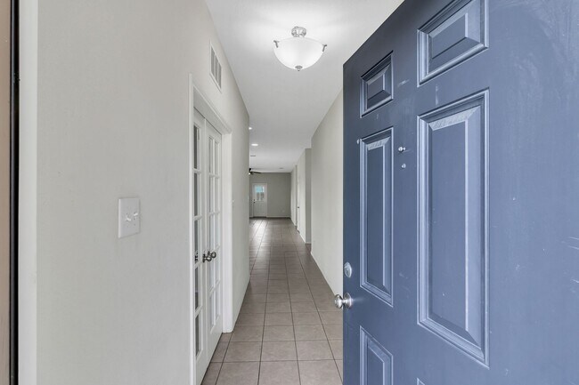 Foto del edificio - 5216 Cressler Ln