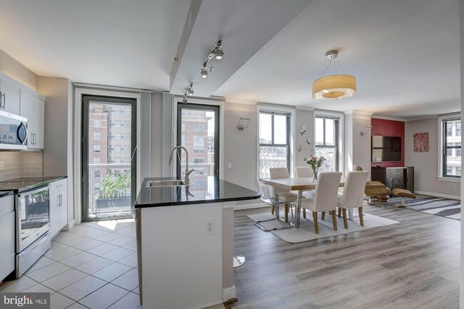 Photo - 616 E Street NW Unit 718 Apartment