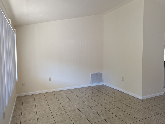 Foto del edificio - 1003 W Buttonbush Dr