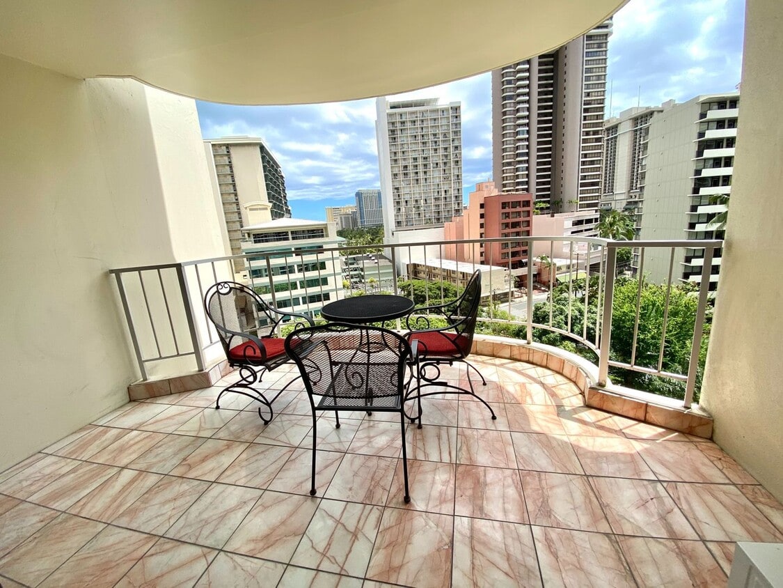 469 Ena Rd Unit 906, Honolulu, HI 96815 Condo for Rent in Honolulu
