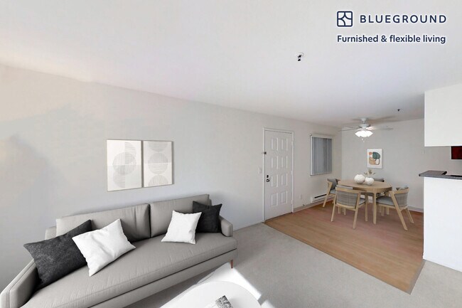 Foto del edificio - 1600 Villa St