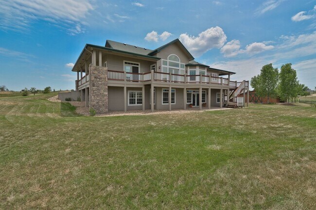 Foto del edificio - Five Bedroom Ranch Home on 33+ Acres For R...