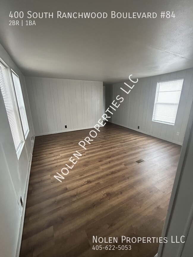 Photo - 400 S Ranchwood Blvd House