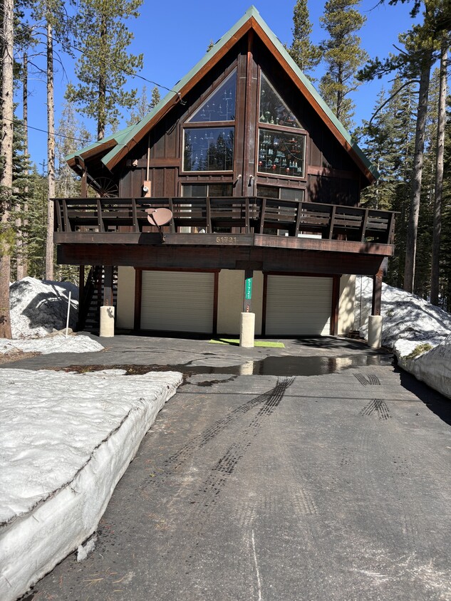 Primary Photo - 51721 Tamarack Crescent