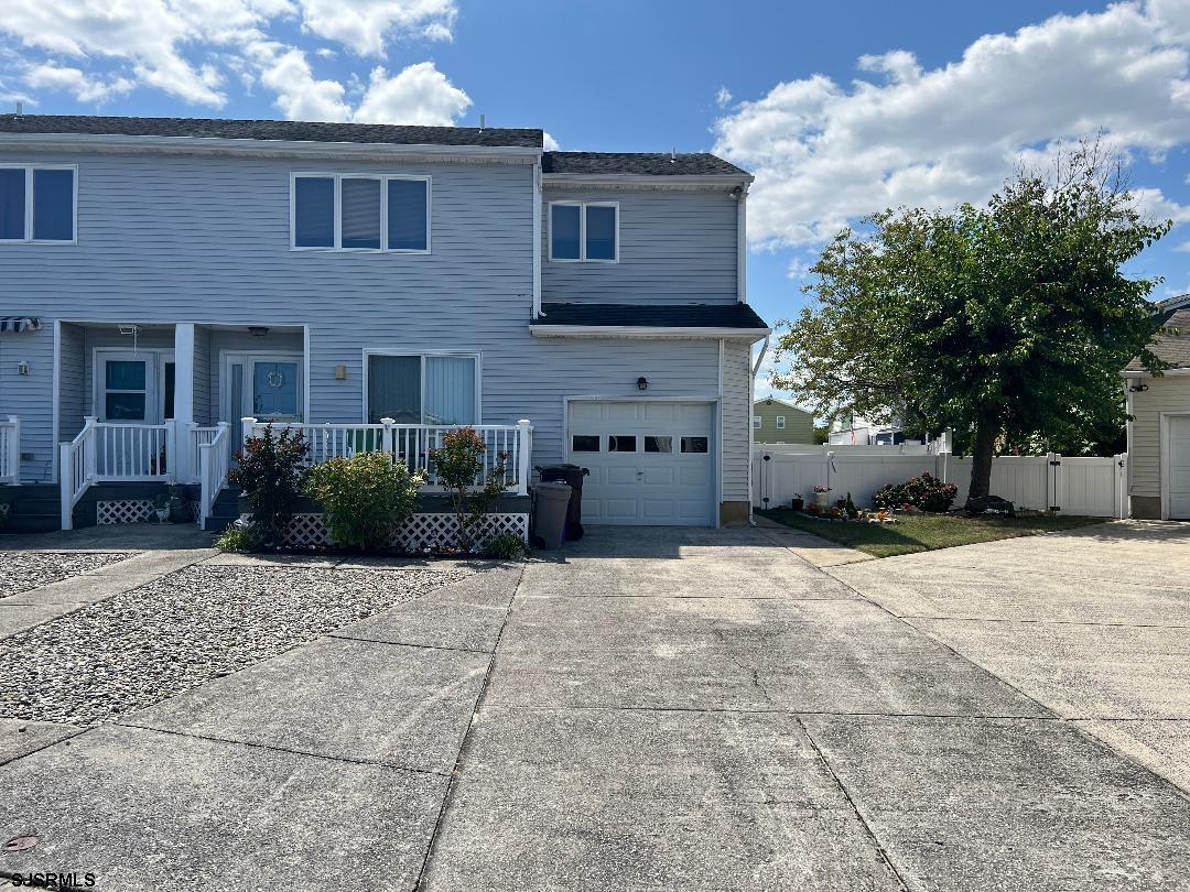Foto principal - 426 Canterbury Ct