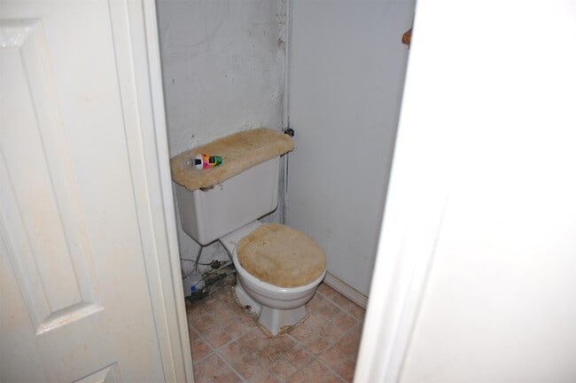 Building Photo - 4300 N Fairhill St