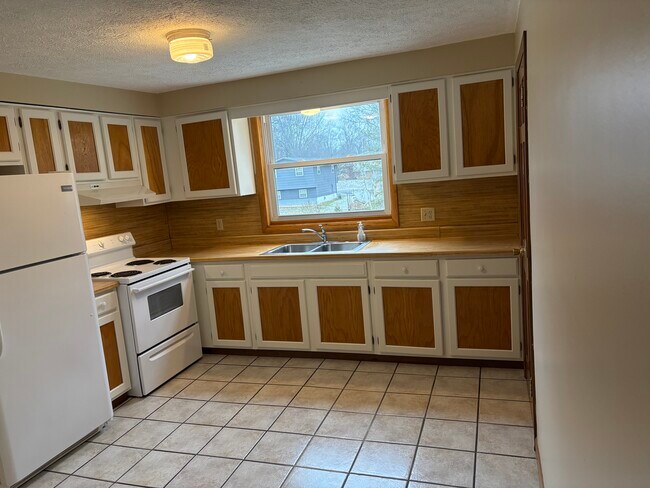 Foto del edificio - 515 Hinderer Ave SW