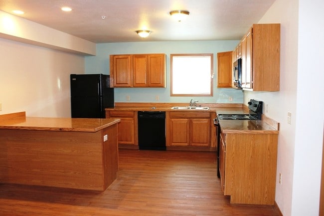 Building Photo - 1410 Worden Ave