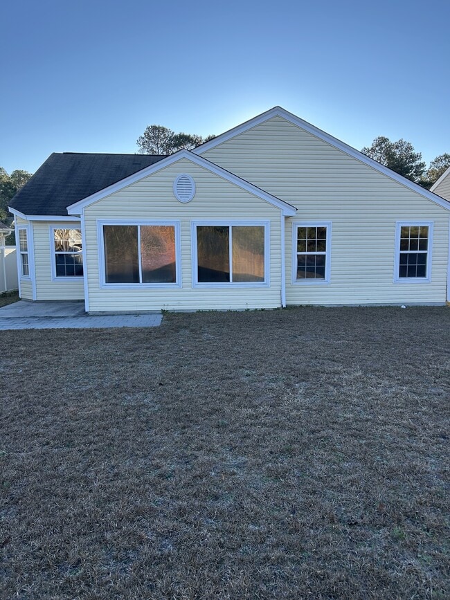 Building Photo - 2445 Whetstone Ln