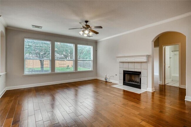 Building Photo - 9908 Royal New Kent Dr