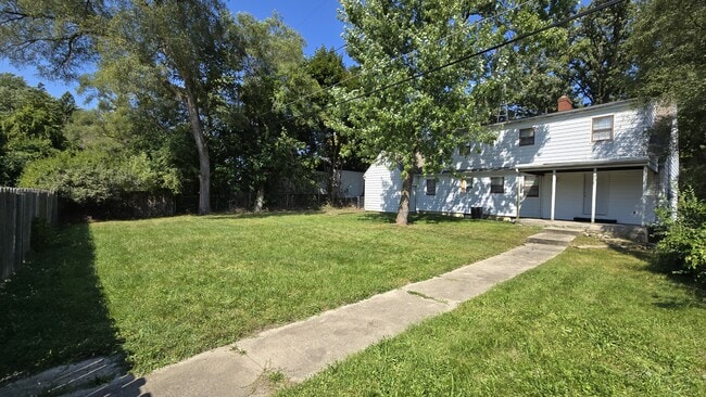 Building Photo - 3109 Beecher Rd