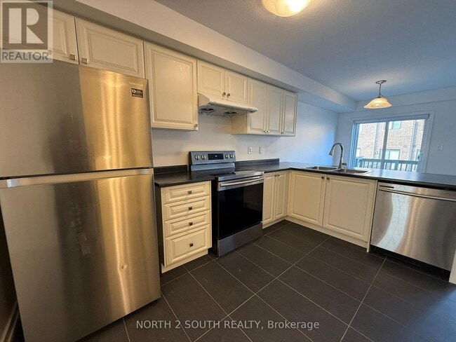 Photo du bâtiment - 6 Bradshaw Dr