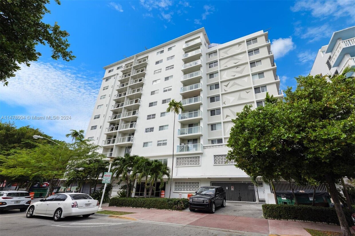 Foto principal - 1750 James Ave