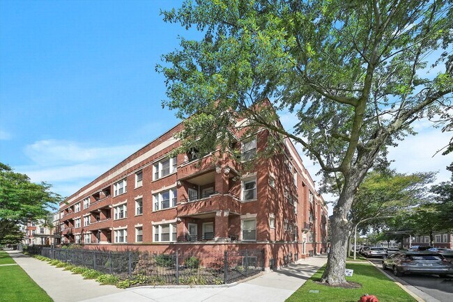 Foto del edificio - 4849 S Vincennes Ave