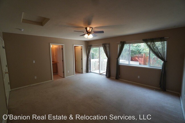 Building Photo - 19431 Highland Ridge Dr