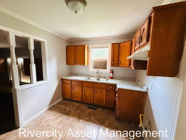 Foto del edificio - Newly Renovated- BONUS ROOM, Section 8 Friendly and ready for a speedy move in!!!! Call Today!!!