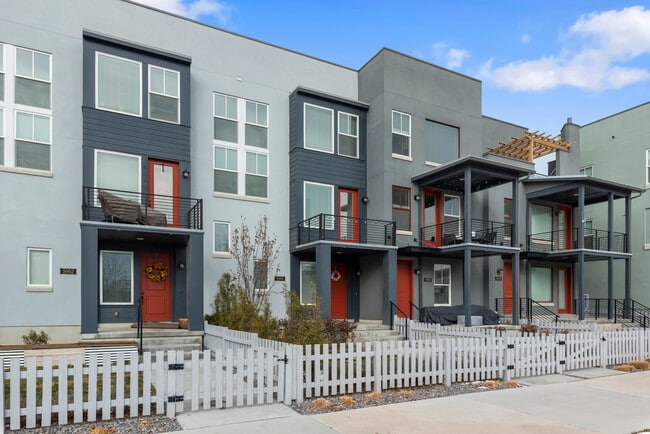 Photo - 4998 W Daybreak Pkwy Townhome