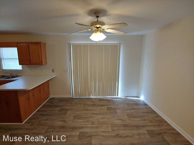 Building Photo - 3 br, 2 bath House - 5007 Country Oaks Drive