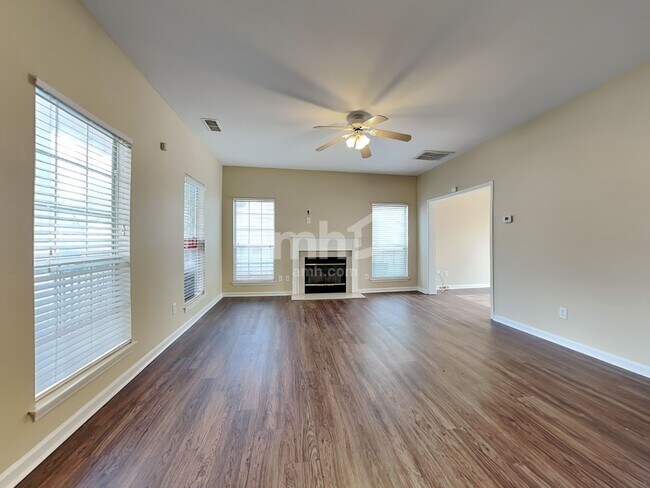 Foto del edificio - 13220 Lampmeade Lane
