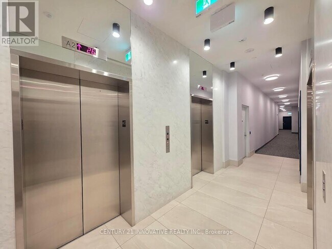 Building Photo - 2545 Simcoe St N